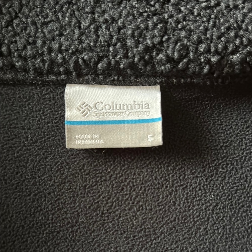Columbia Black Fleece Jacket - Picture 2 of 5